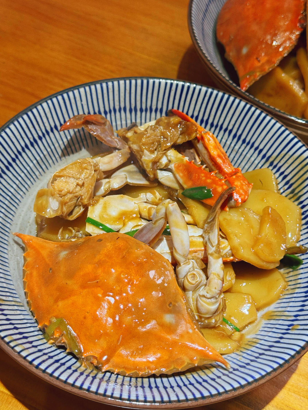 梭子蟹炒年糕～标准的江浙菜