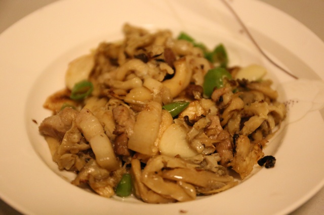 蘑菇青椒炒肉