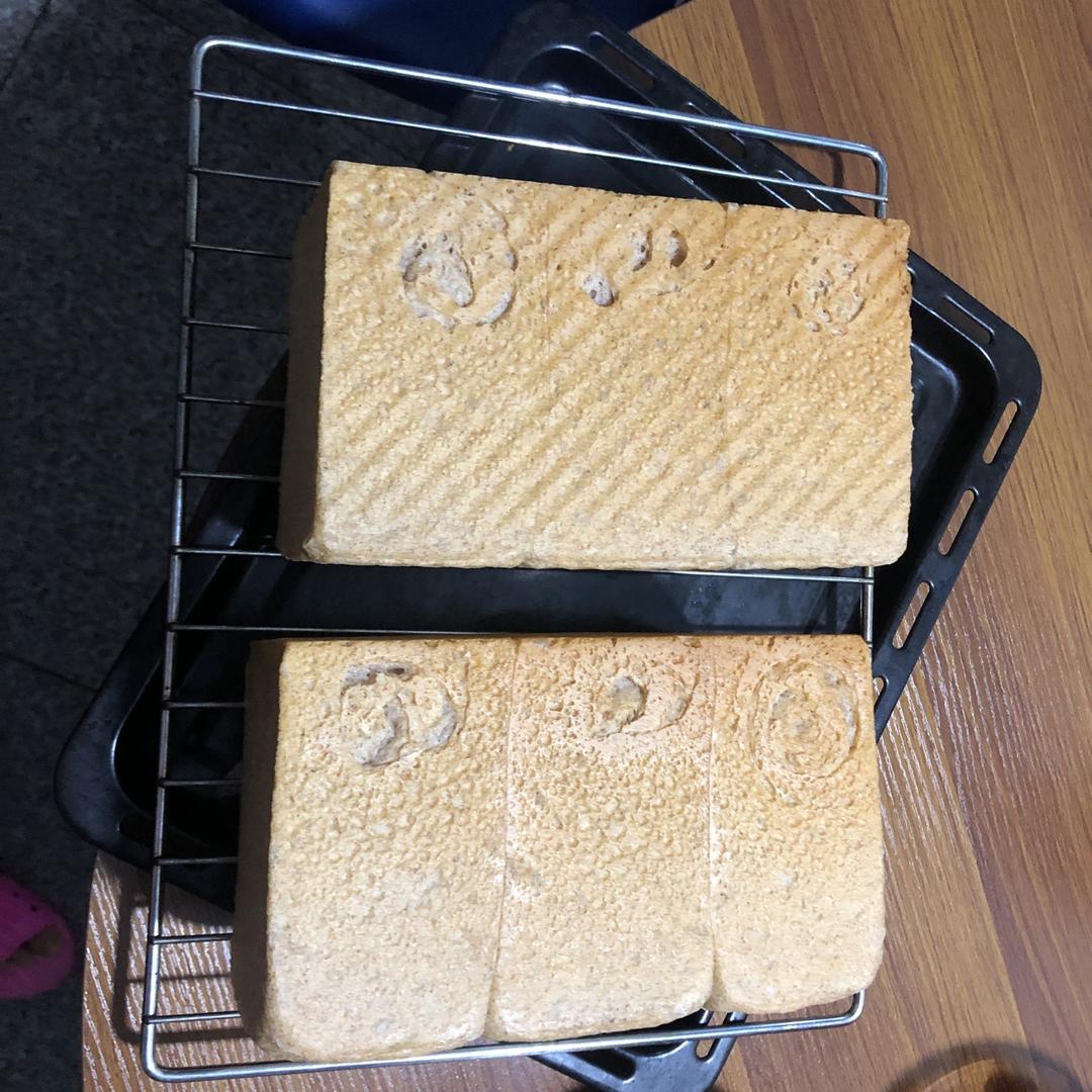 只需一次发酵的超软吐司（附面包机揉手套膜攻略）