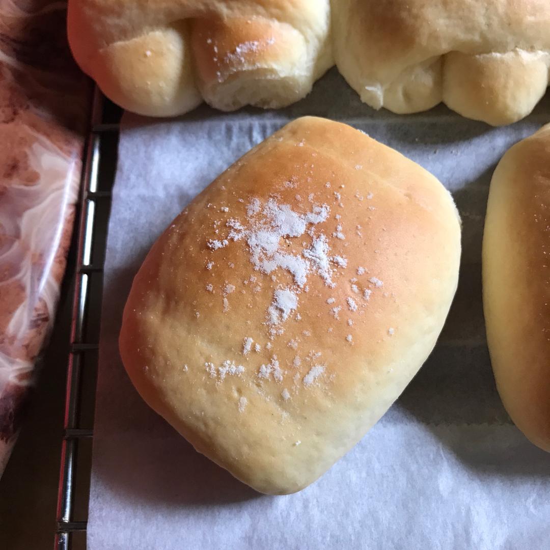 软到不知所措的牛奶卷