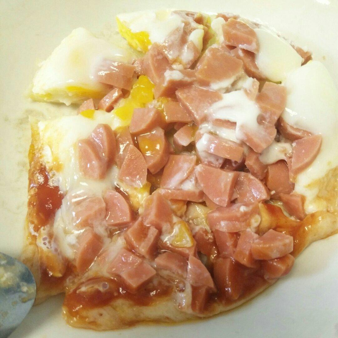 只需摆好材料去微波！惊艳全家的早餐端上桌：香肠奶酪烘蛋