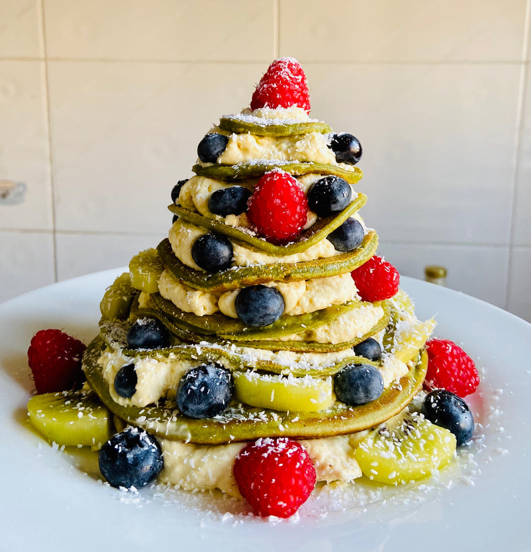 一口平底锅就能做的高颜值圣诞松饼塔