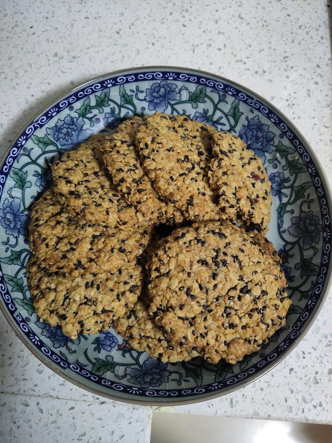素食:有机燕麦芝麻大饼干