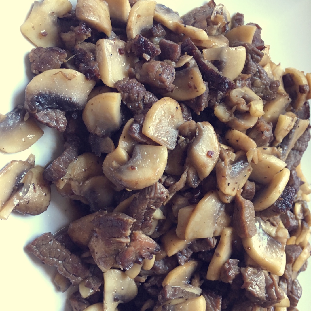黑椒口蘑牛肉