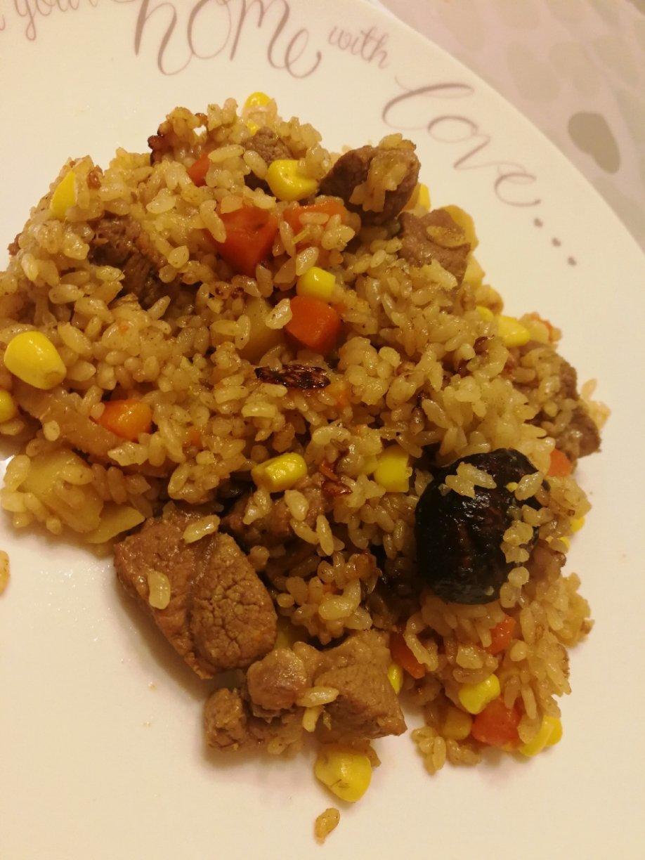 喷香羊肉焖饭