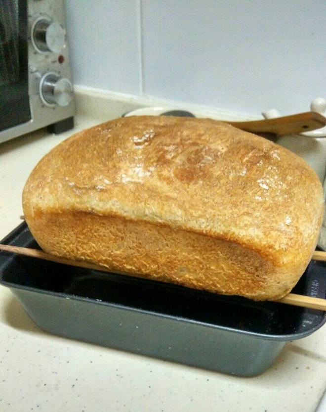 酸麵糰麵包(2/2) 
 (二之二：做麵包)的做法