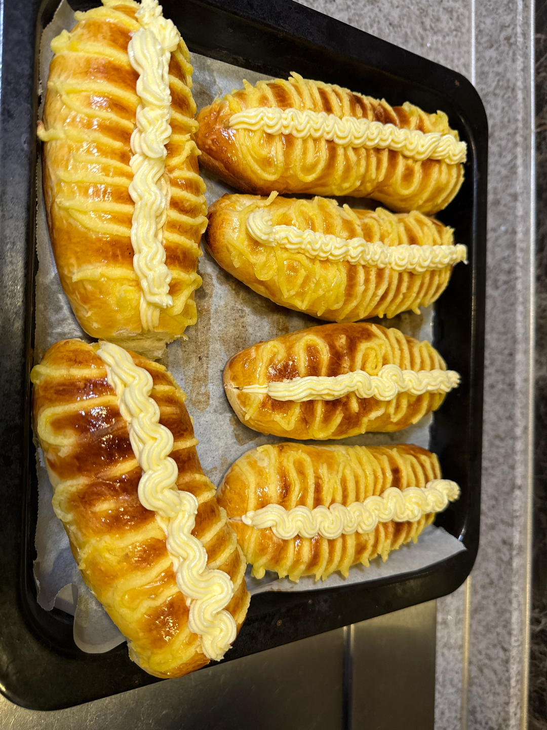 毛毛虫面包｜经典还原小时候最爱的奶油面包