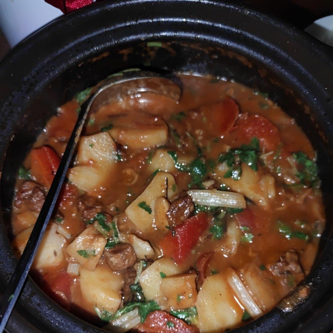 土豆炖牛肉