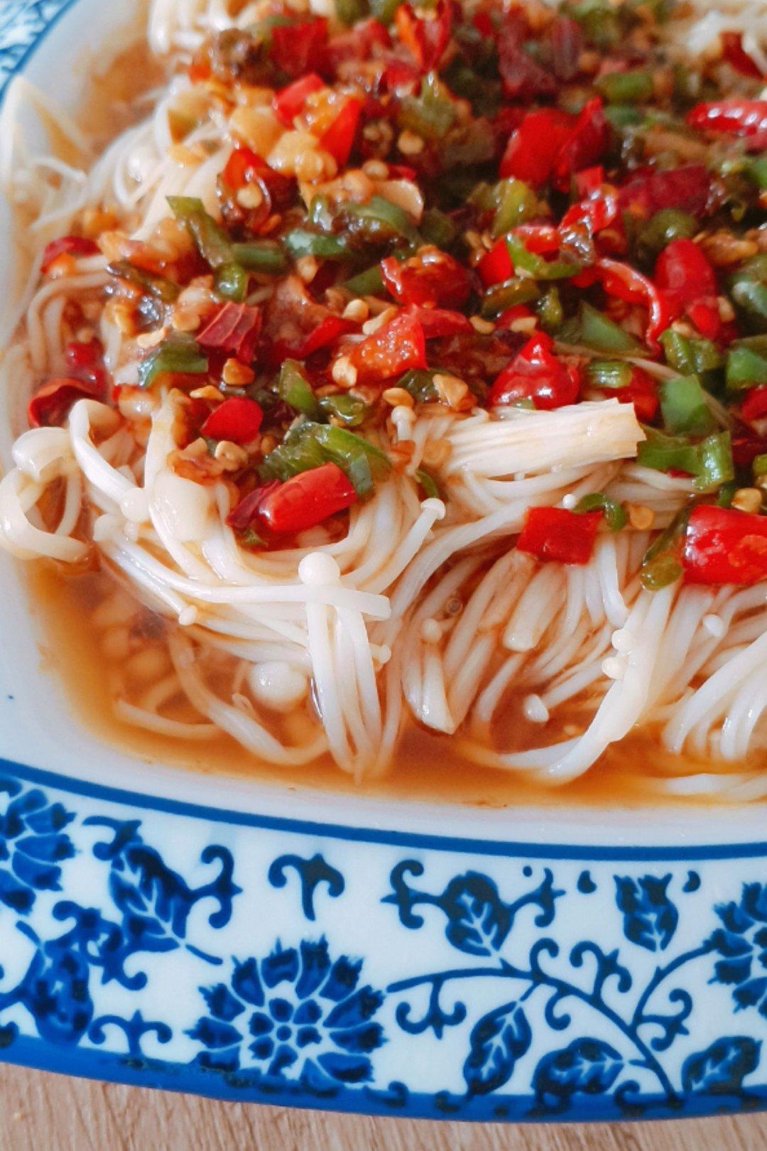 金针菇这样做，超级下饭，专治没食欲