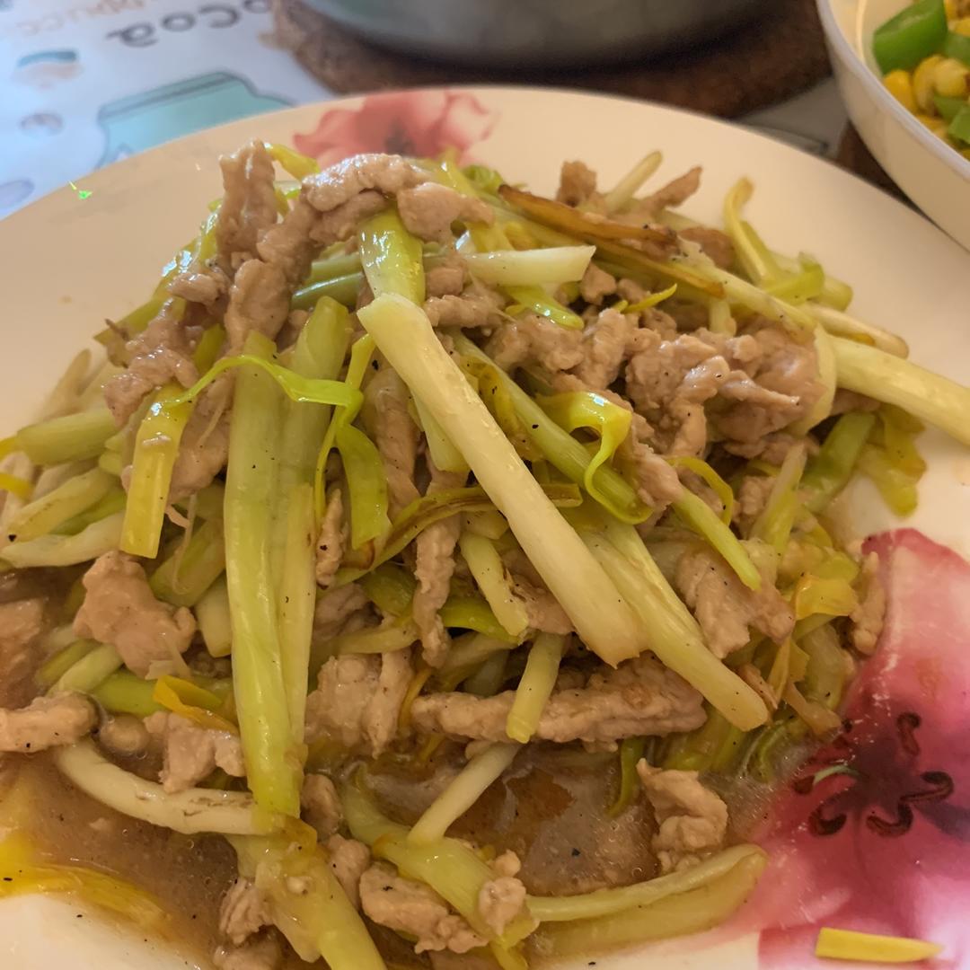 韭黄炒肉丝