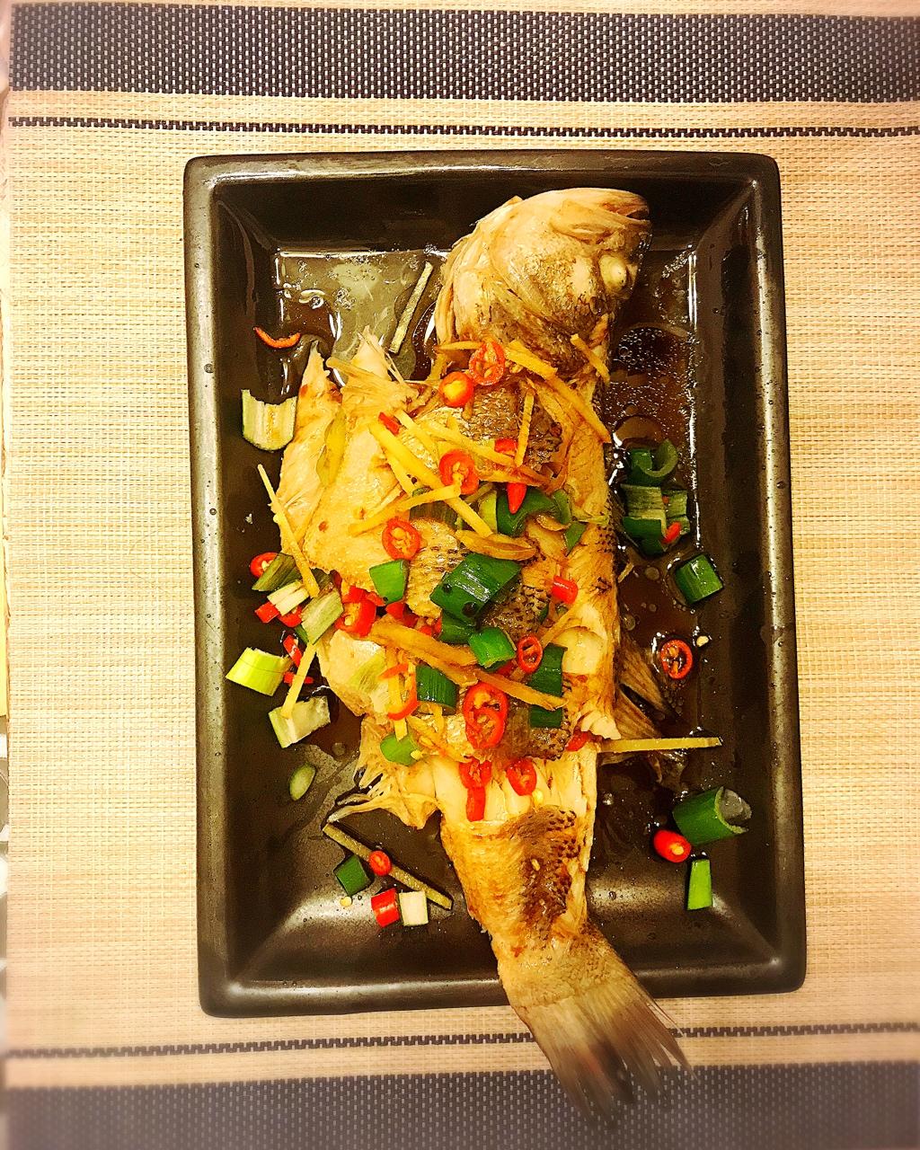 饭店口味的清蒸鲈鱼