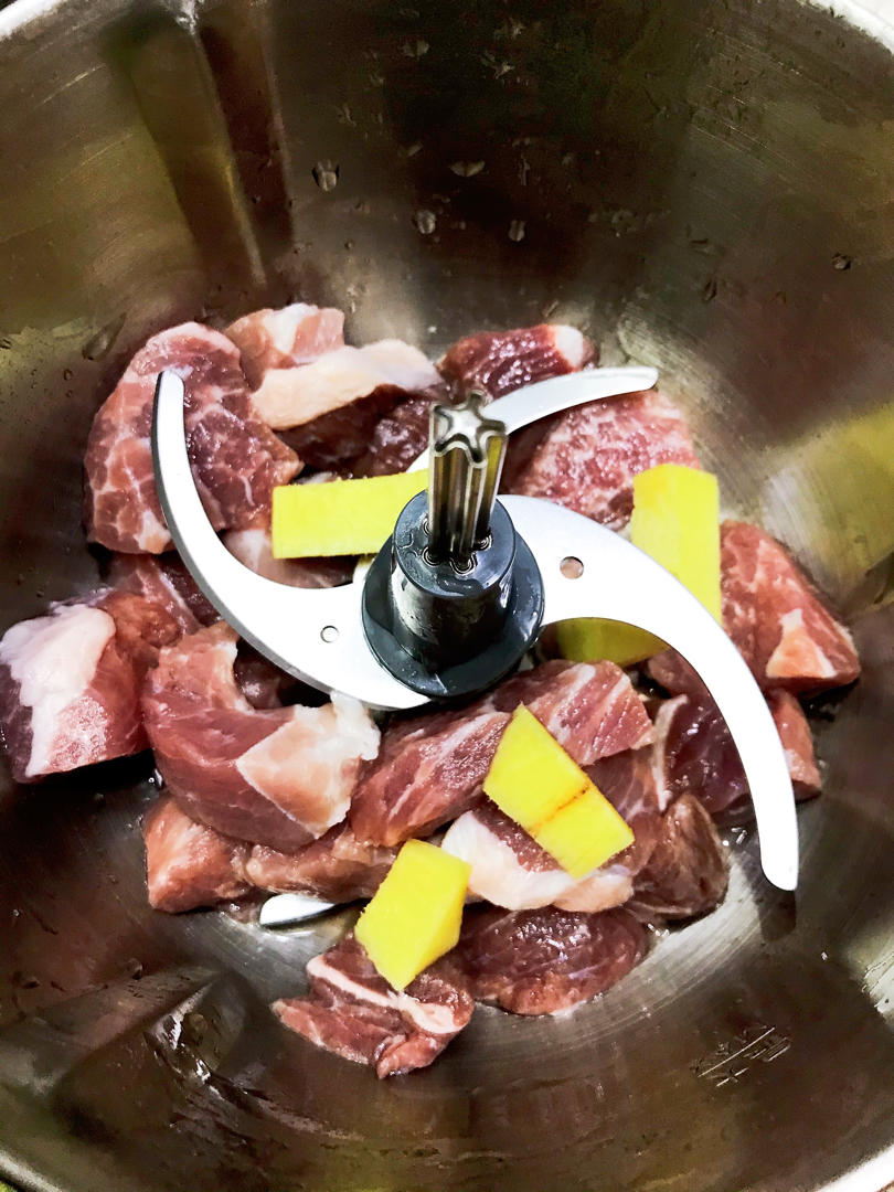 毛毛虫火腿卷【6月北鼎蒸炖锅食谱】