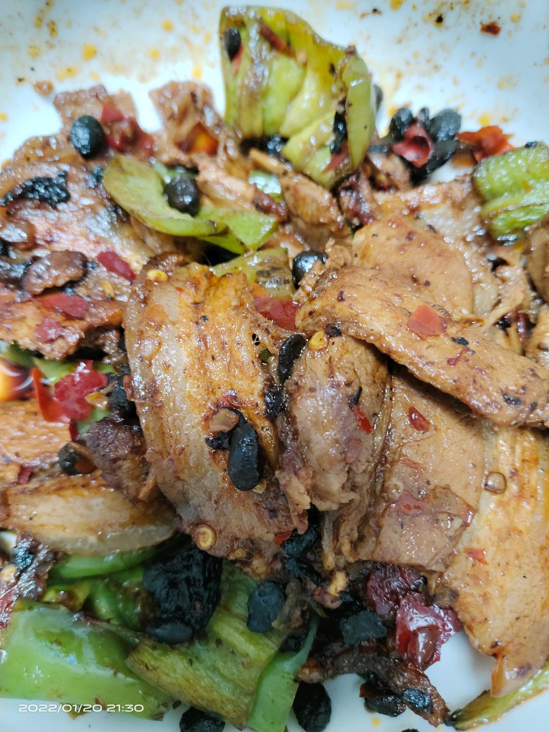 成都人家里的青椒回锅肉