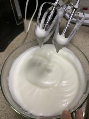 爱乐薇—奶油杯子小蛋糕的做法 步骤3