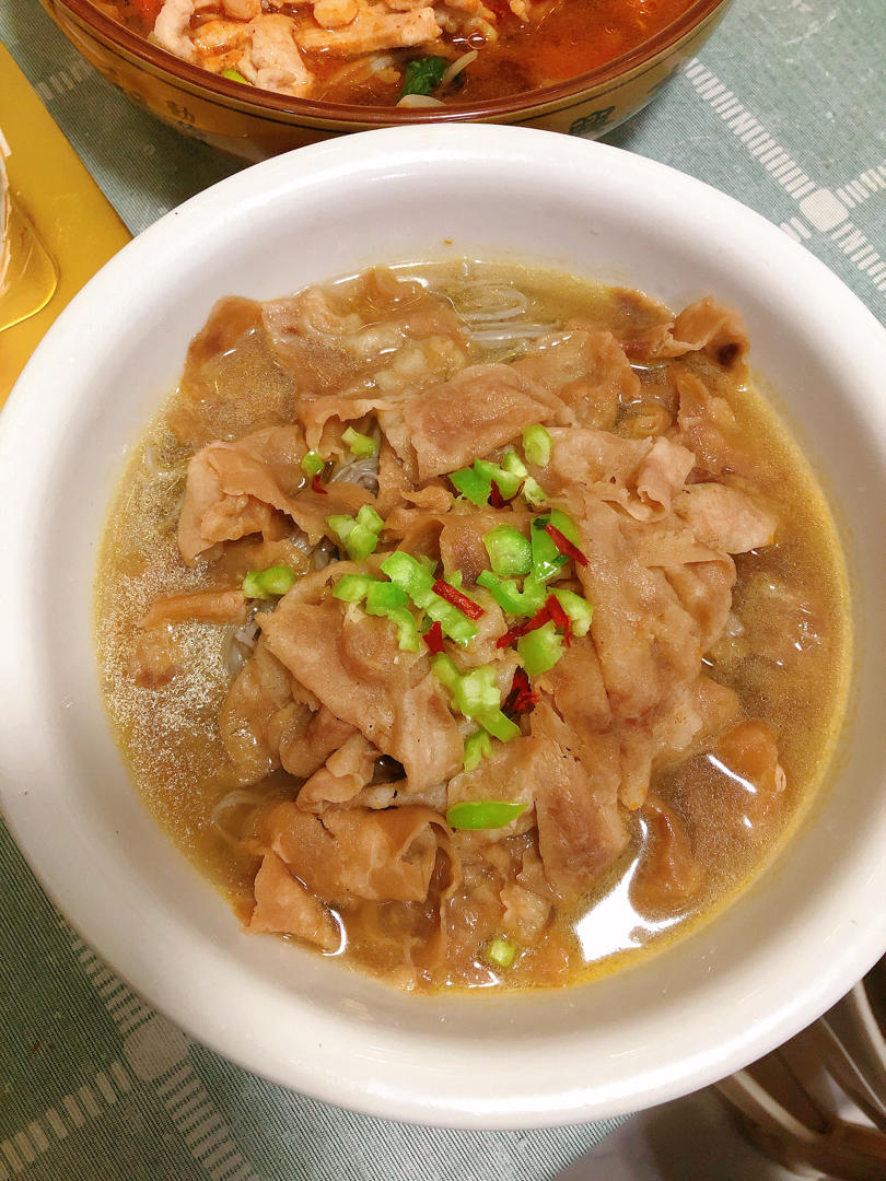 年夜饭必吃的酸汤肥牛