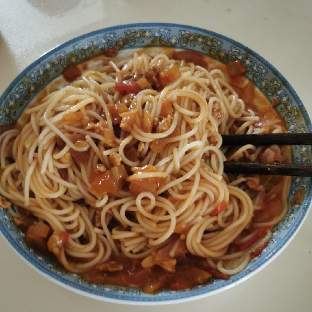 番茄肉酱意面