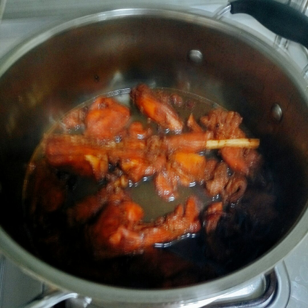 家常卤兔腿