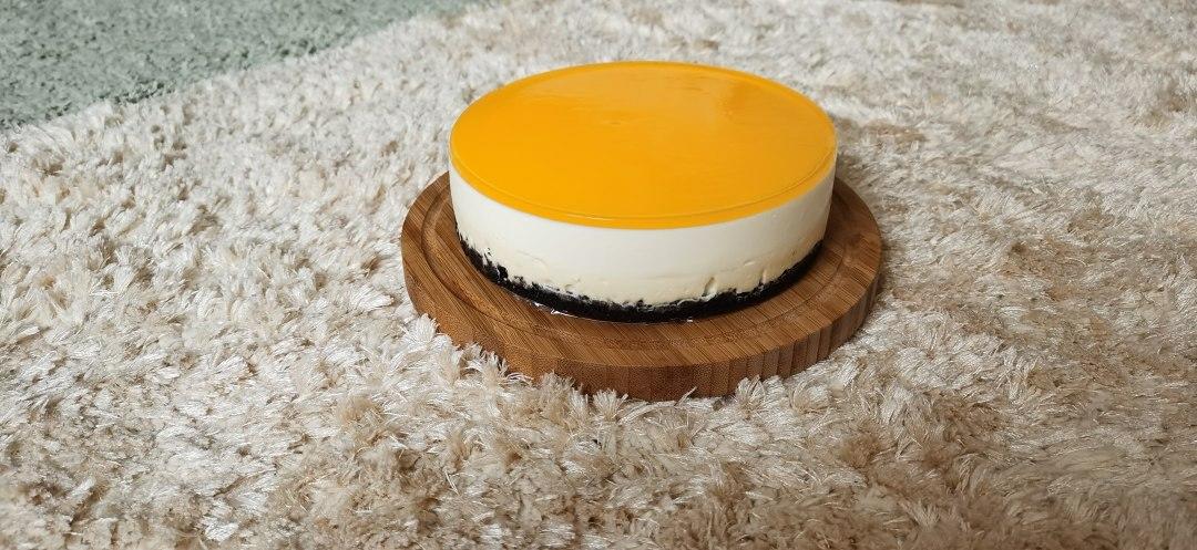 6寸酸奶慕斯蛋糕