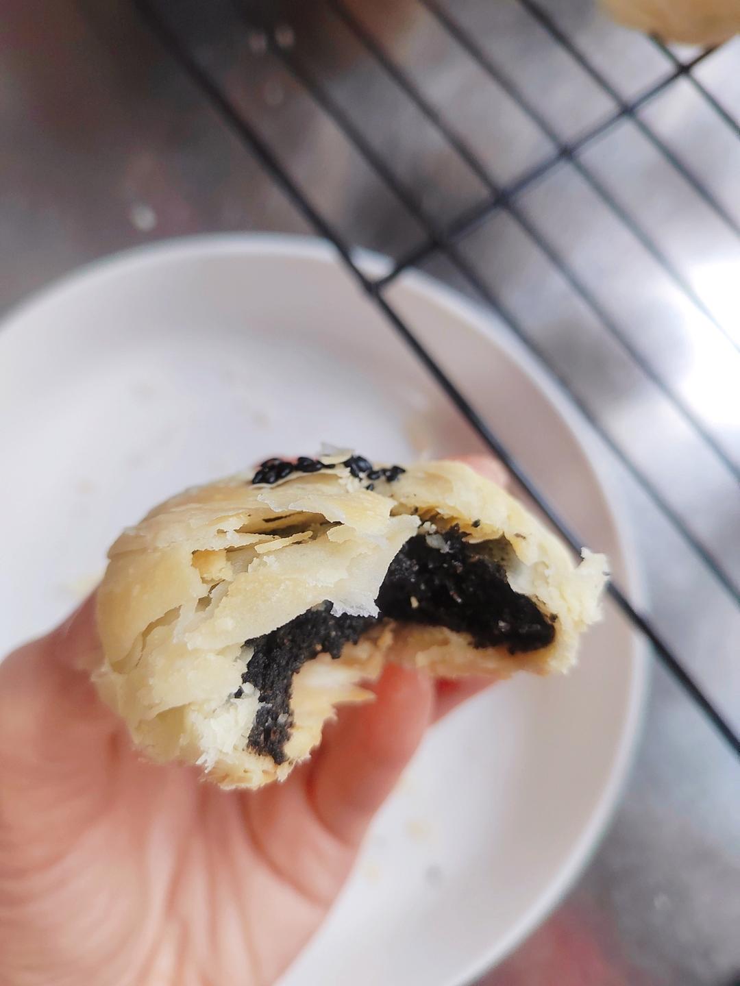 外酥里软，酥到掉渣的中式酥皮点心，爆好吃