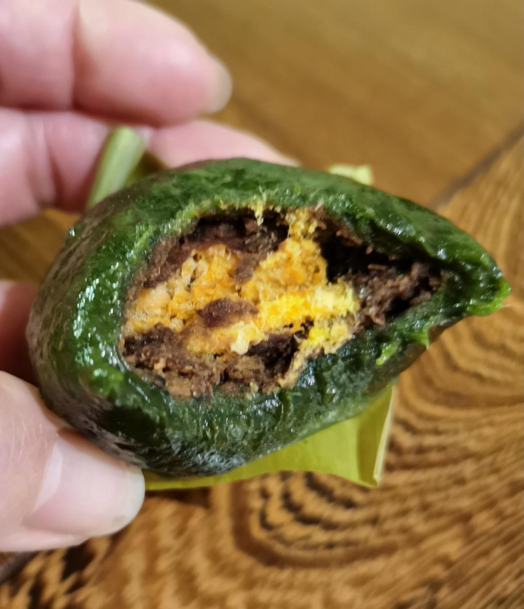 《Tinrry+》咸蛋黄肉松青团+红豆沙青团