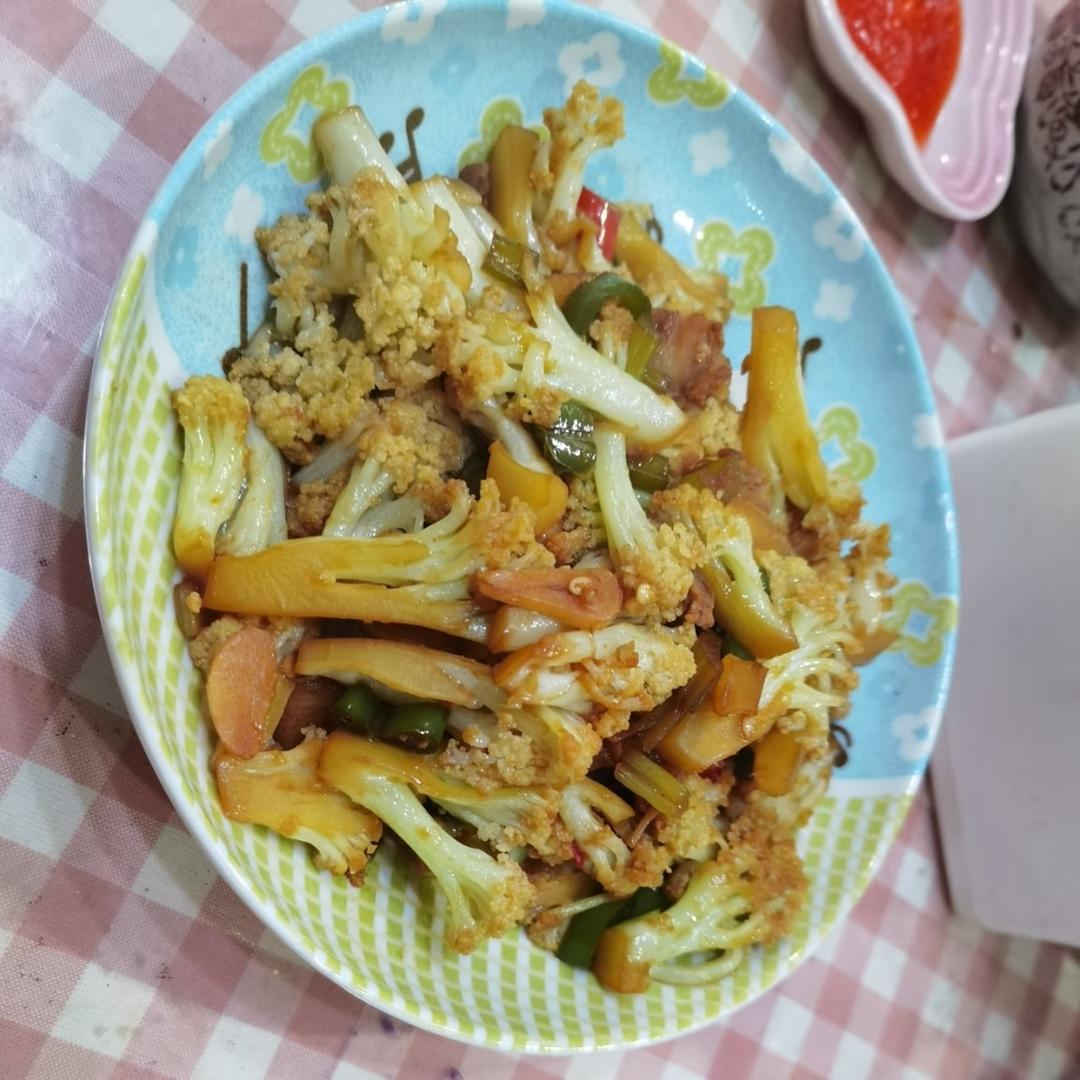 和饭店一个味道的干锅花菜