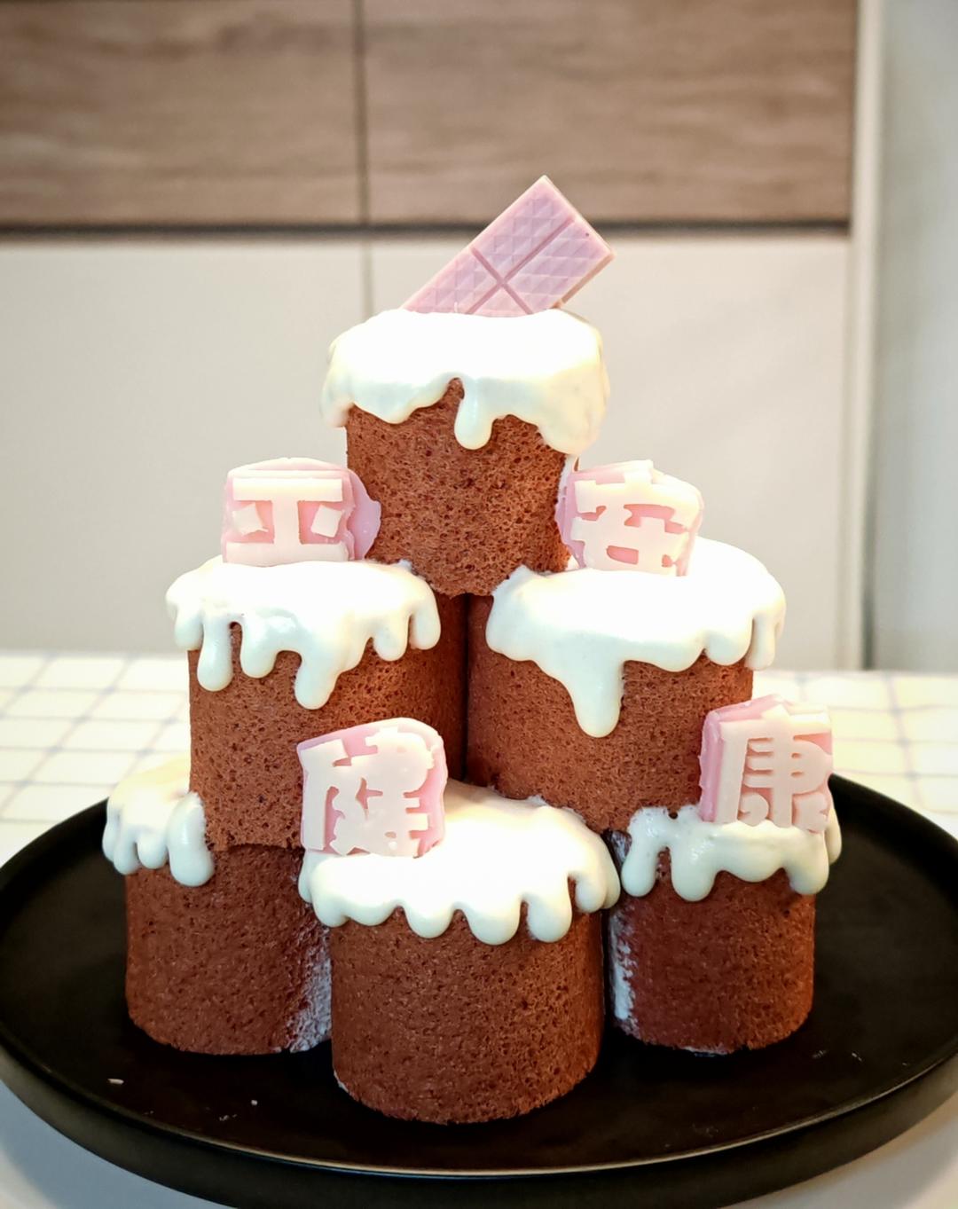 迷你红丝绒叠叠乐蛋糕