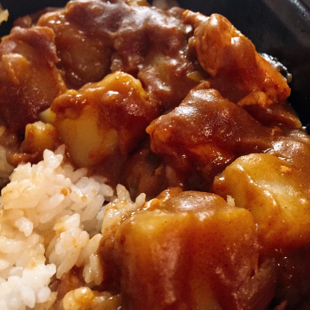 日式咖喱牛肉饭