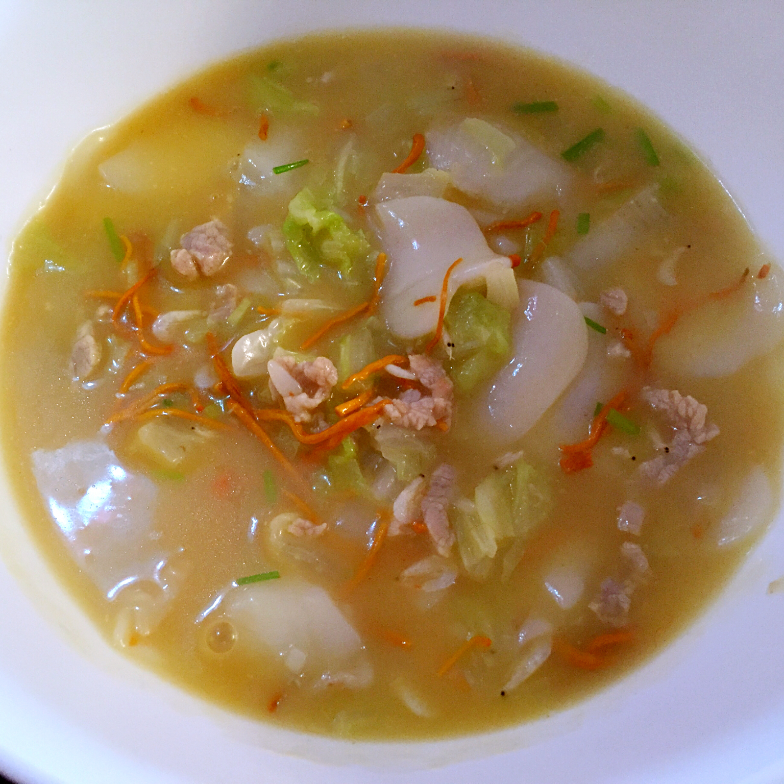 佩尼ge做的白菜肉丝汤年糕