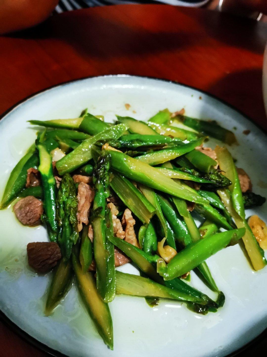 芦笋炒肉