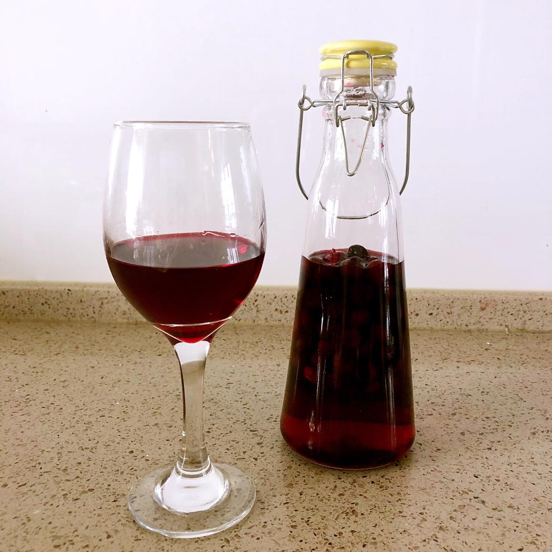 kid晶做的蓝莓酒