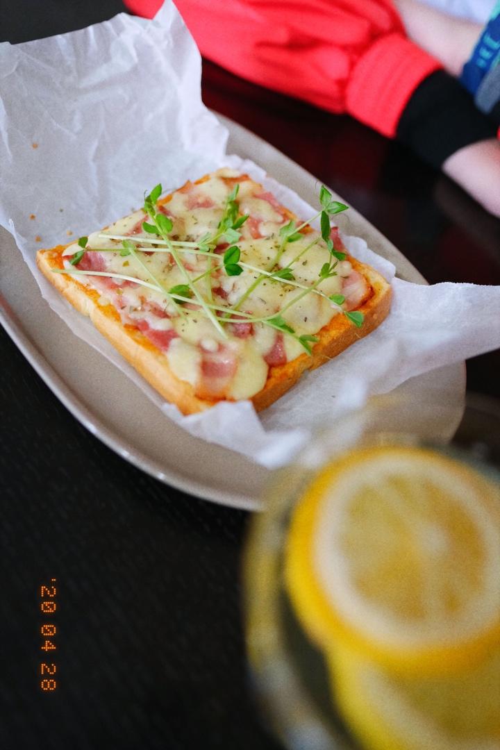 十分钟随享快手餐：冷冻吐司披萨