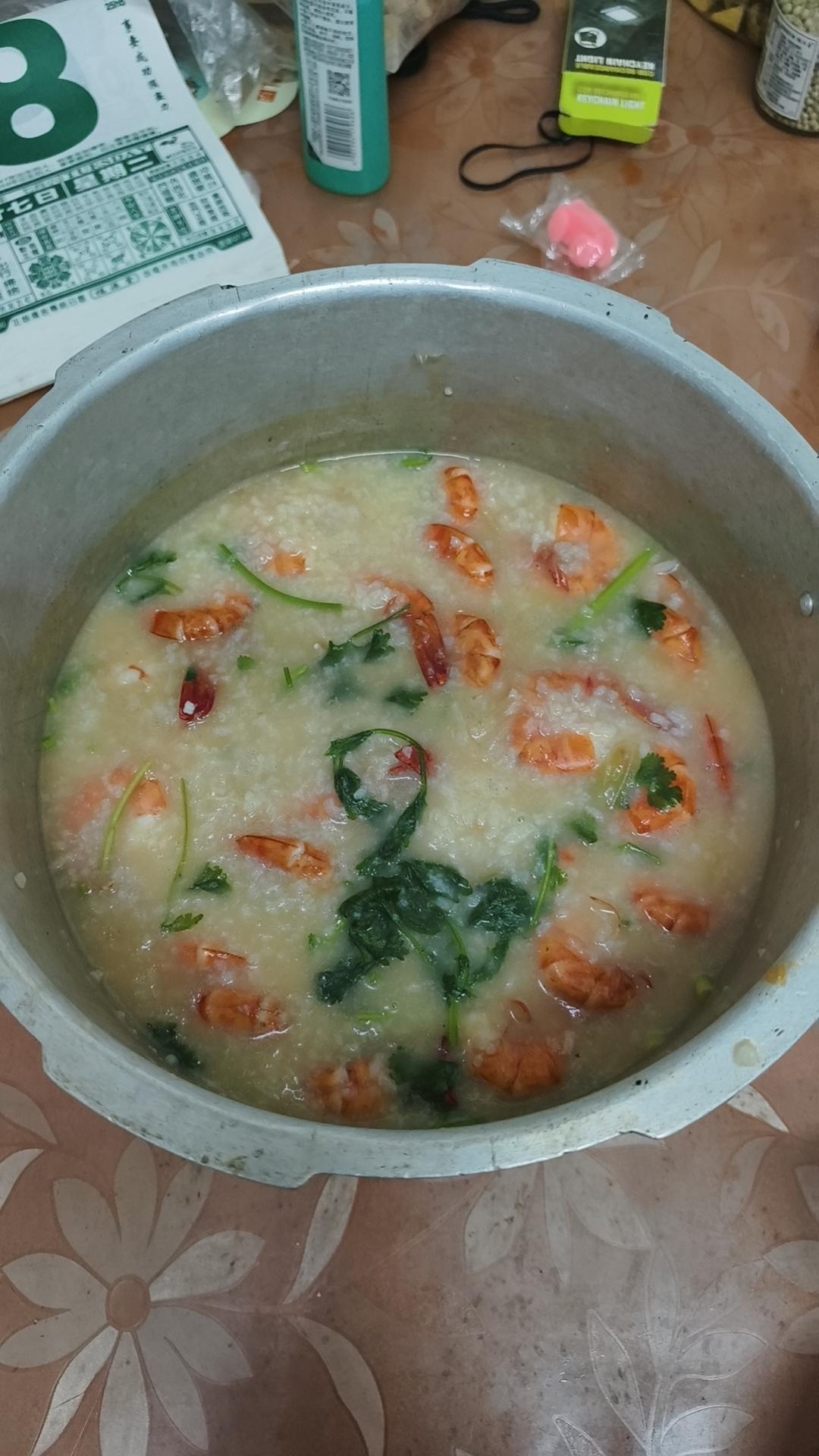 满分经典潮汕砂锅虾粥