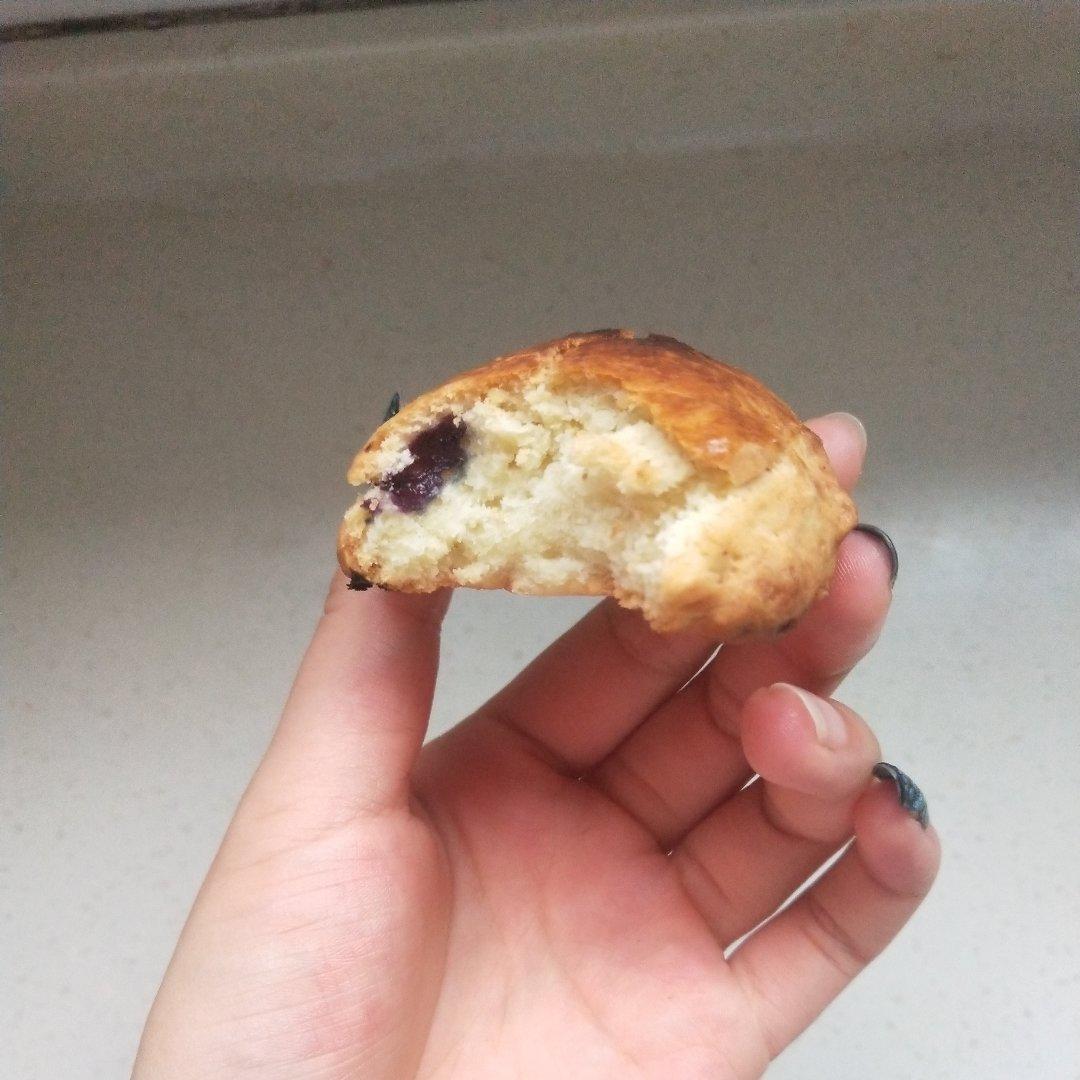 爆浆蓝莓司康Blueberry Explosion Scone