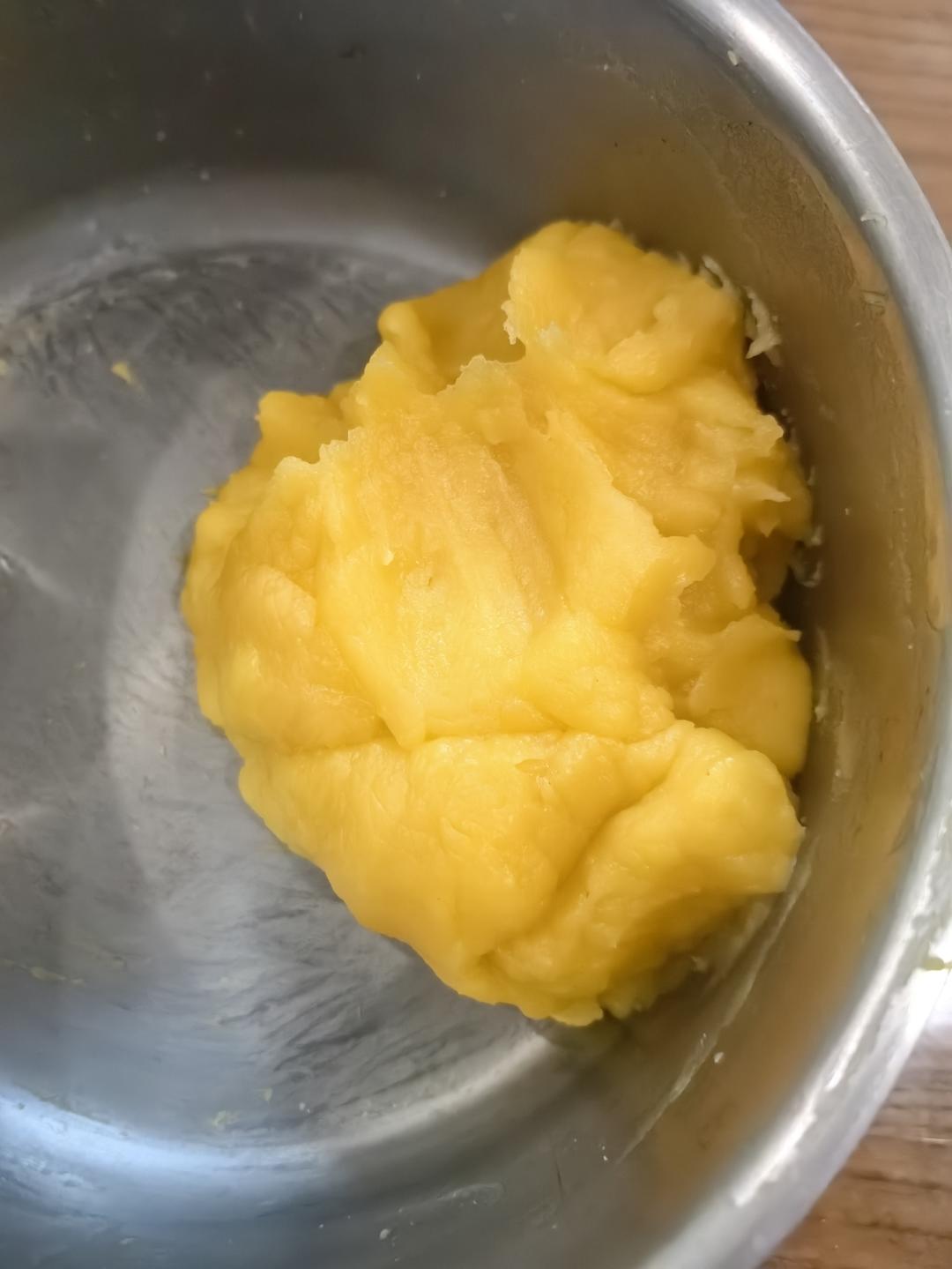 奶黄馅儿和奶黄包