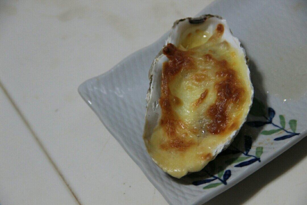 蒜蓉、芝士焗生蚝