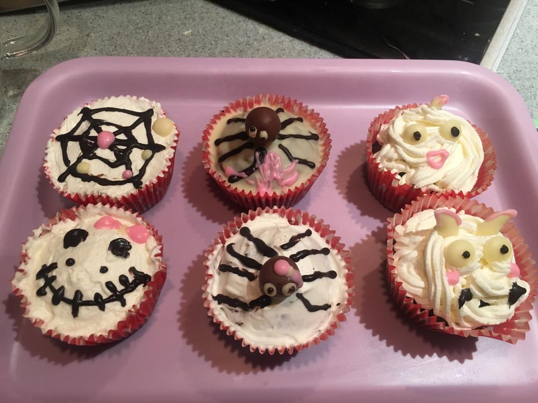 万圣节木乃伊cupcake