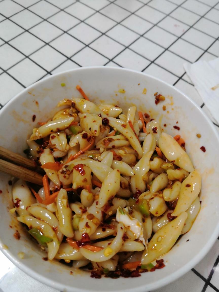 油泼剪刀面的做法