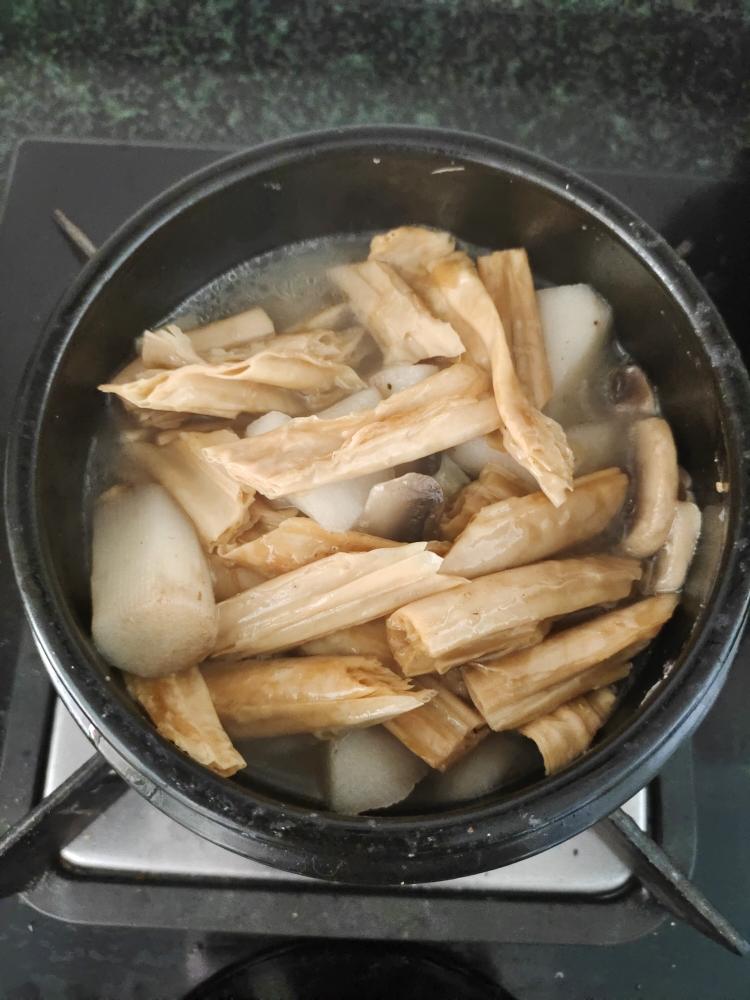 淮山支竹煲的做法 步骤9