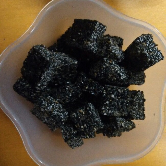 黑芝麻糖