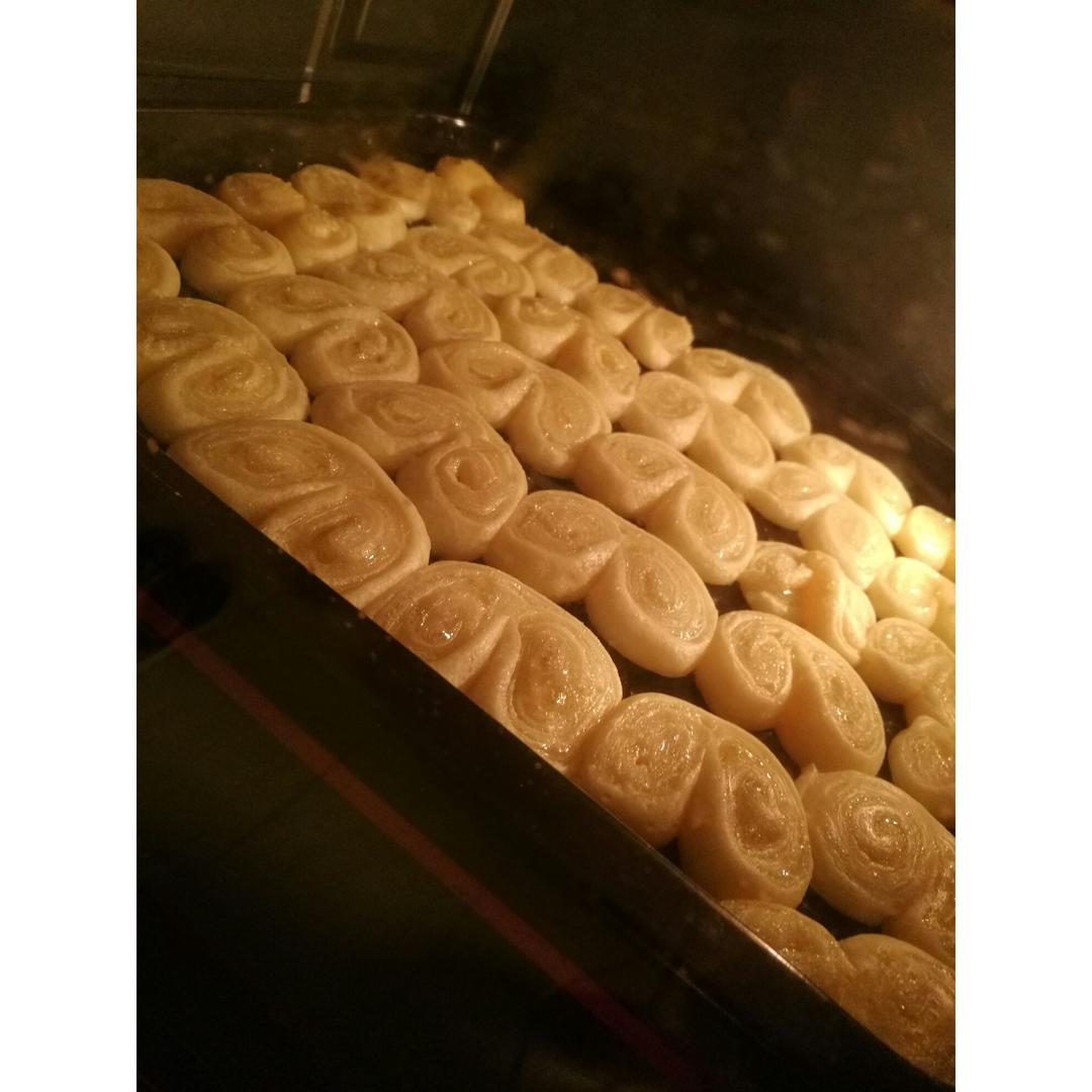 基础千层酥皮做法--附果酱酥、风车酥、蝴蝶酥和羊角酥整形