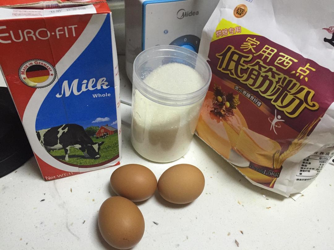 纯奶手撕吐司的做法 步骤1