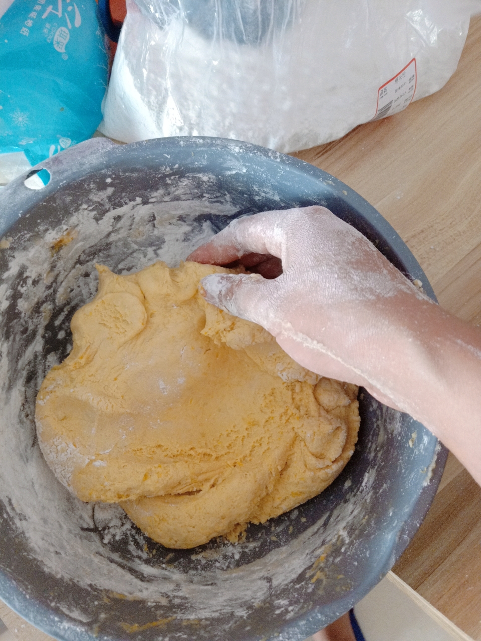 超超超级软糯的南瓜饼的做法 步骤2