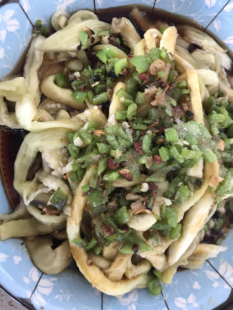 凉拌茄子这样做，堪称米饭杀手