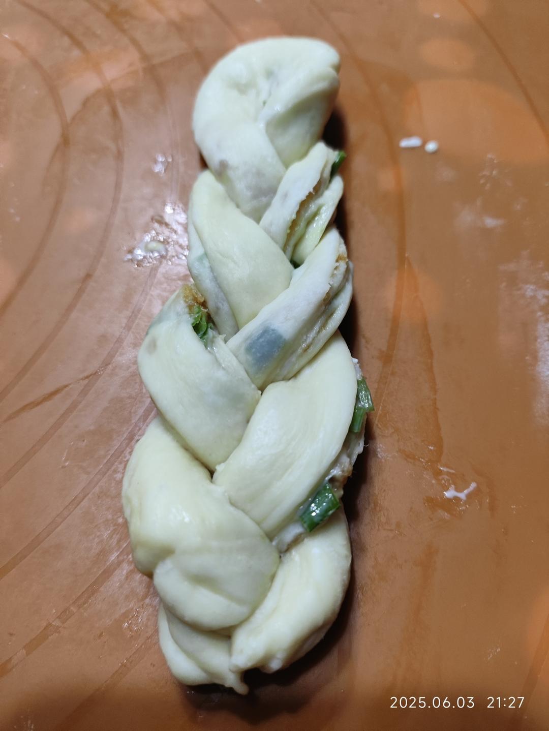 香葱肉松mini小吐司