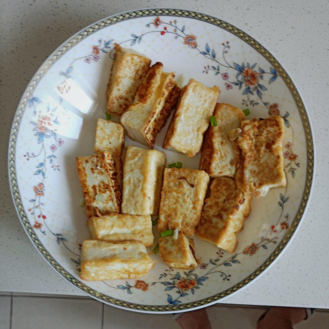 鸡蛋煎豆腐