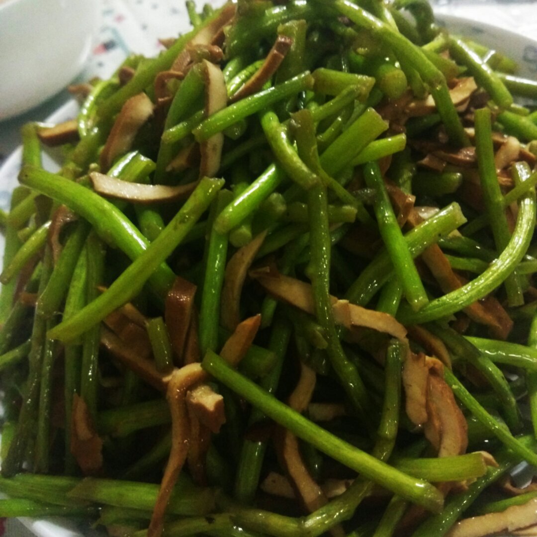 芦蒿炒香干