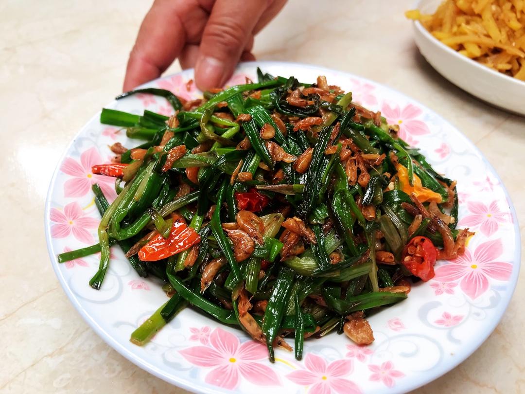 河虾炒荞头