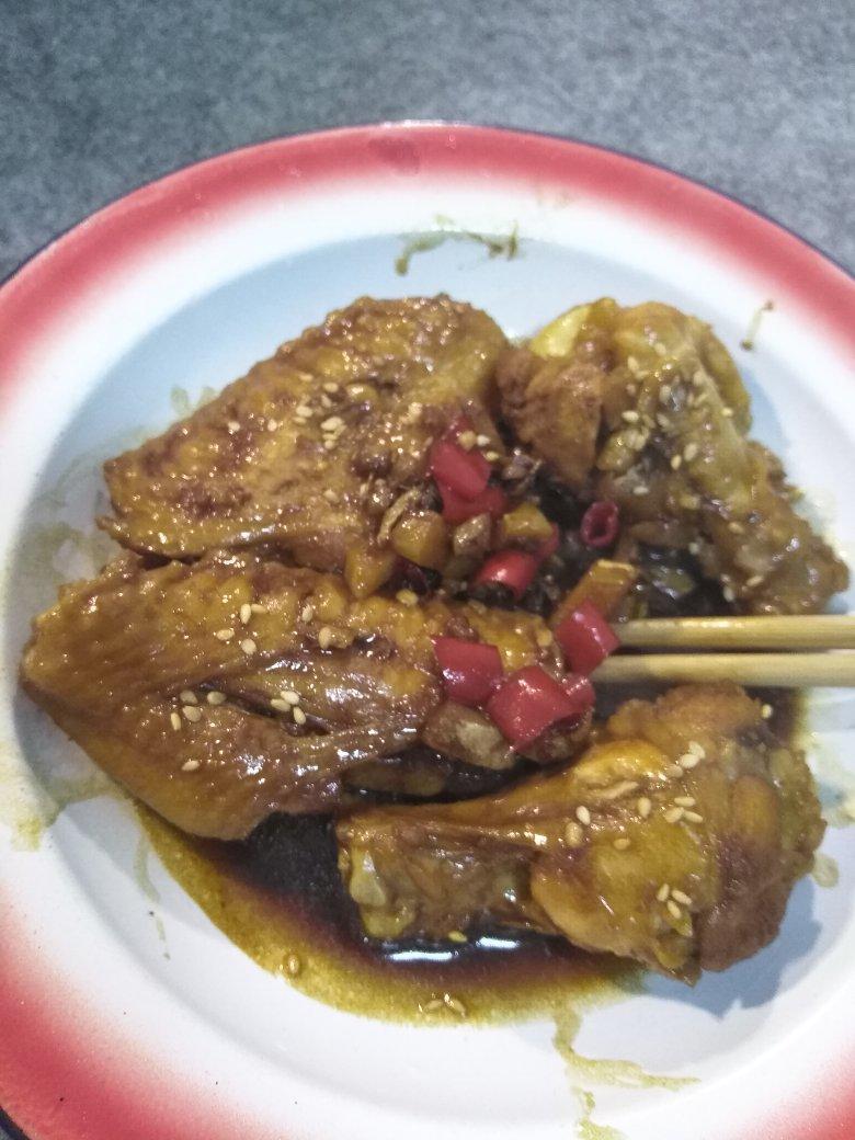 多汁的香辣鸡翅
