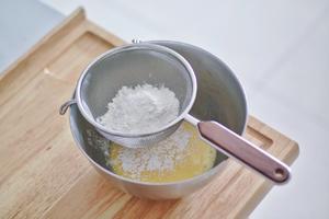 老式咸奶油杏仁蛋糕卷的做法 步骤4