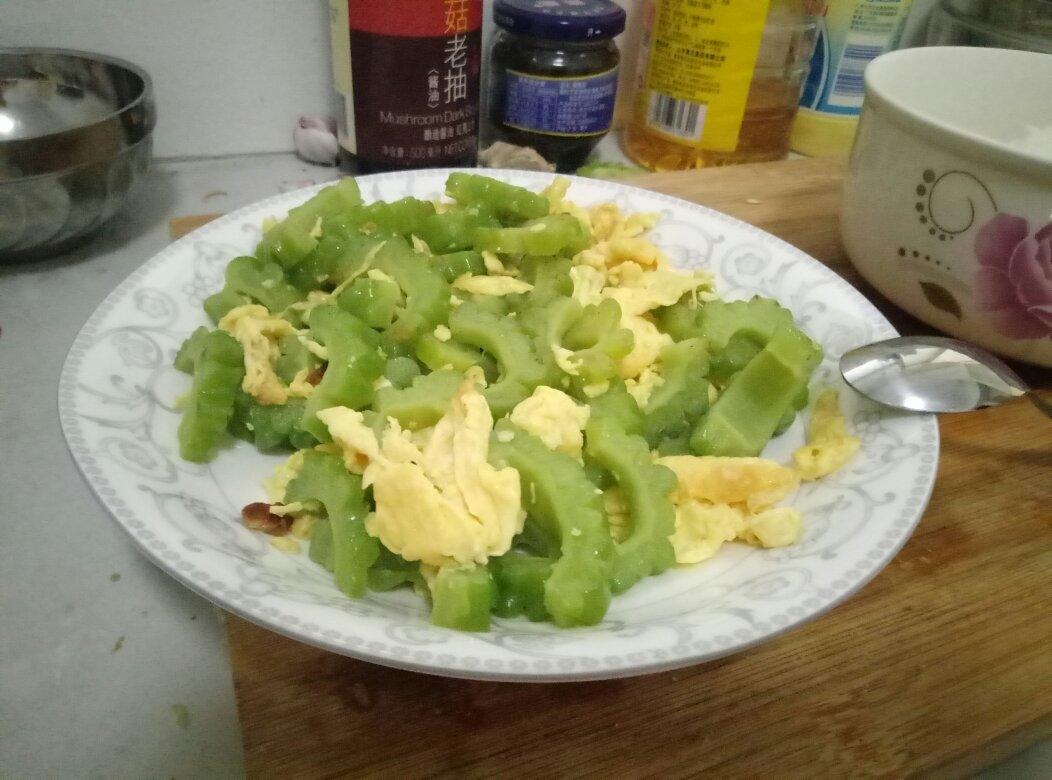 苦瓜炒蛋